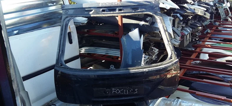 Ford Focus Hecbek Bagaj Kapak